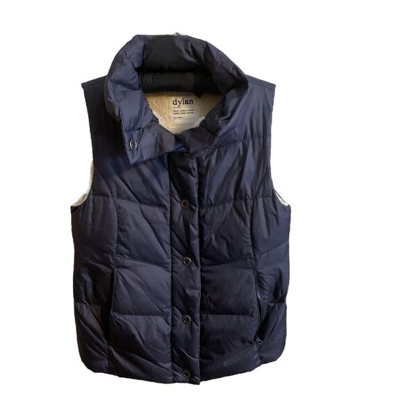 Dylan Puffer Vest Women's Sz M Navy Blue Sherpa Lined Down Zipped Pockets Snap - Picture 2 of 8
